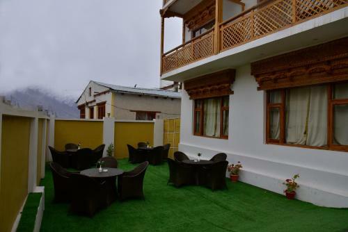 Kyun Tso Hotel