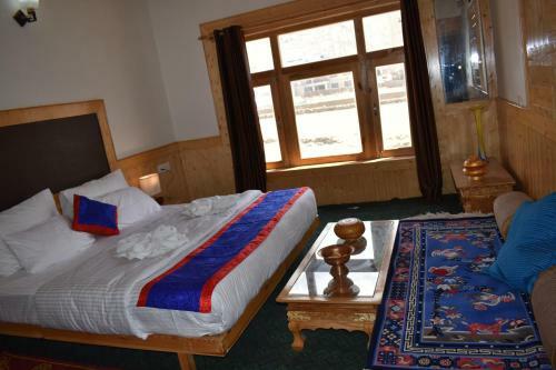 Hostal Namra Villa