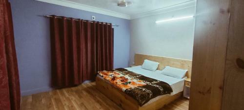 Hostal Parjing Guest House