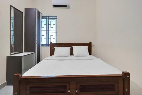 Hotel Oyo Flagship 83084 Kr Lodge