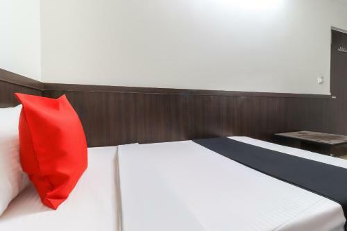Collection O 9941 Hotel P S Grand