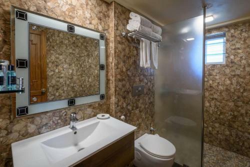 2bhk Luxury Villa W Lavish Bkfst & Pool
