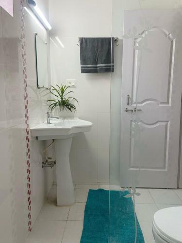 Villa Sun-kissed Holidays, Dabolim, Goa- Aquarius