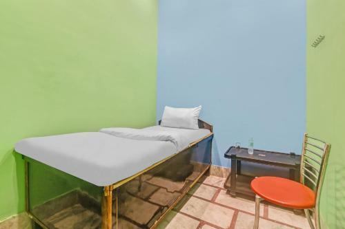 Hotel Oyo 85846 Royal Inn