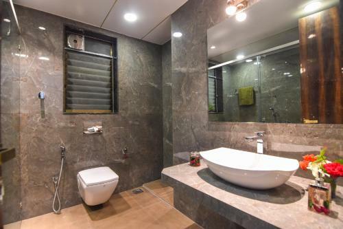 Eko Stay Gold -titanium Villa