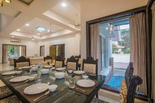 Villa Stayvista At Casa Serenity