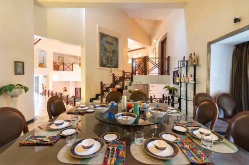 Villa Stayvista At Shantam House