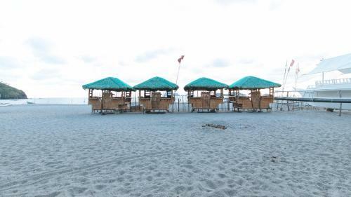 Hotel Reddoorz Hostel @megans Paradisio Beach Resort