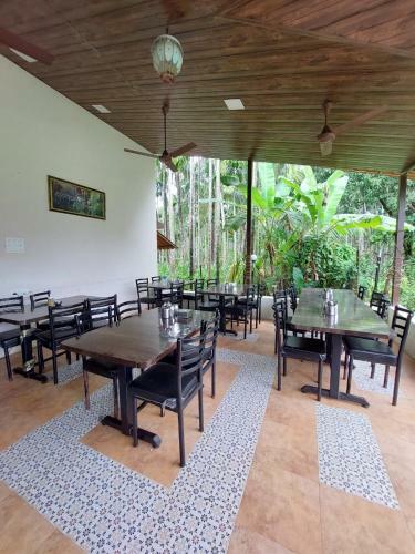 Hotel Chintamani Resort Nagaon Beach