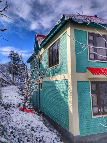 Rustling Pines Cottage Manali