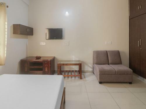 Hotel Oyo 86008 Slv Residency