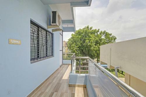 Hotel Oyo 81959 Gold Service Apartment