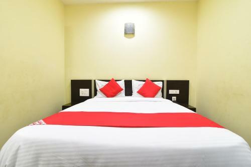 Hotel Capital O 41636 Celebrations Residency
