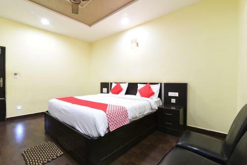 Hotel Capital O 41636 Celebrations Residency
