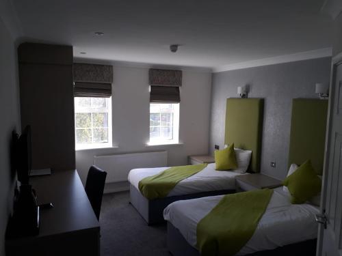 The Avenue Hotel
