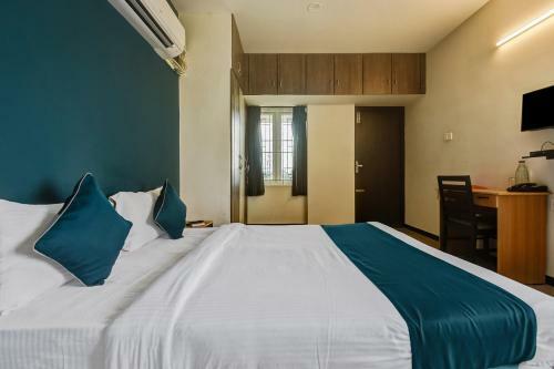 Hotel Silverkey Executive Stays 24155 Fci Nagar