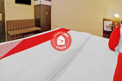 Oyo Flagship 83426 Hotel City Palace