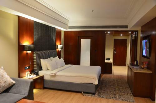 Hotel Babylon Capital