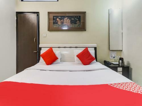 Hotel Oyo 82143 Green Park Sapan