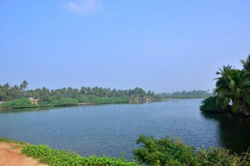 Hotel Samudra Adventures & Eco Beach Resort