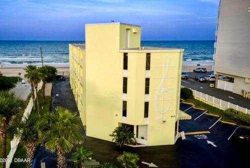 Beachfront Bliss - Suite At Symphony Beach Club