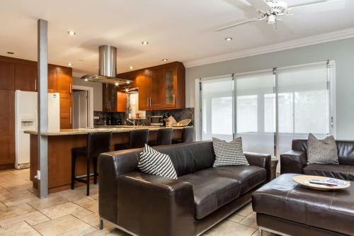 Luxury 4/2 Nr Beach, Hot Tub