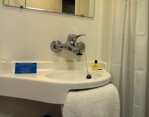 Bed & Breakfast Queen Margaret University Residences