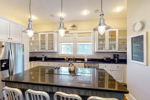 Seagrove Beach - Seabee Beach Retreat