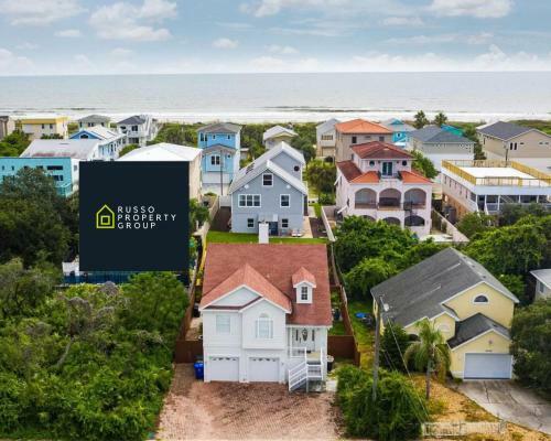 4br House, 2 Blocks From The Beach