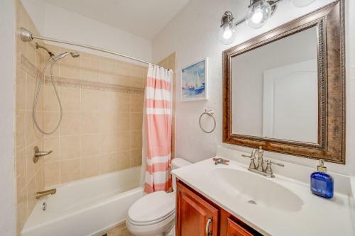 4br House, 2 Blocks From The Beach