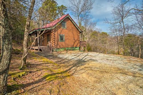 Rustic Clayton Log Cabin With Hot Tub And Views!
