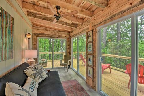 Classy Clayton Home With Views Less Than 1 Mi To Dtwn!