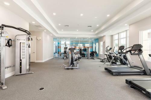 Villa 4 Br 4 Ba Self Check-in Full Kitchen Gym