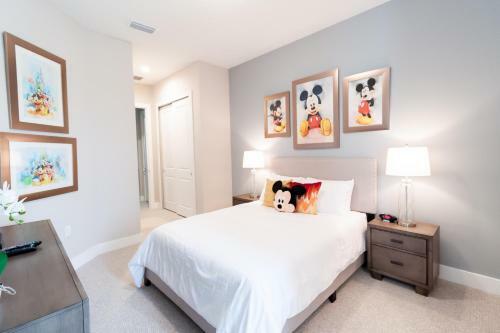 New 4 Br 4 Ba Villa Ground Zero To Theme Parks