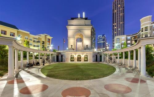 Apartamento Marvelous Midtown Manor In Piedmont Park