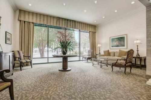 Modern Cozy Atlanta Downtown Condo L Sleeps 4