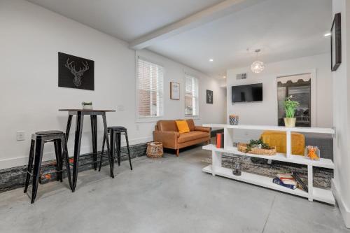 Apartamento Studio9forty Aposget Down Tonightapos Studio Apt Sleeps 2