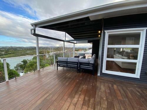 Eagles View Panorama - 180 Degree Sea & River Views