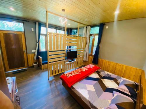 Hotel Lacasa, Luxury Stays