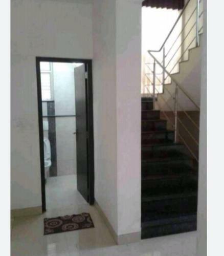 Hostal National Caretakers Guest House