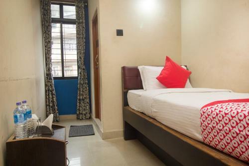 Oyo 27898 Hotel Isita International