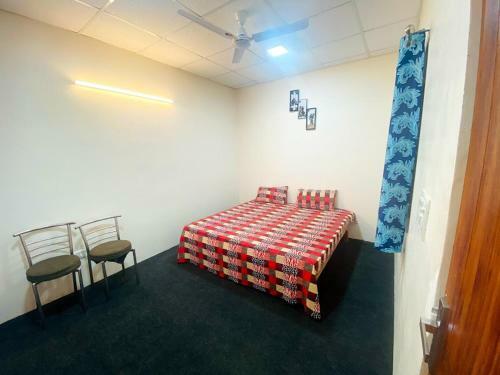 Hotel Lushy Days Boom Camp