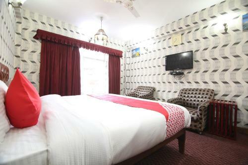 Capital O 37894 Hotel International