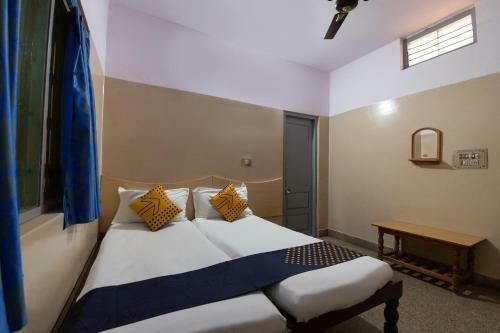 Hotel Spot On 66235 Samruddhi Lodge