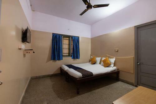 Hotel Spot On 66235 Samruddhi Lodge