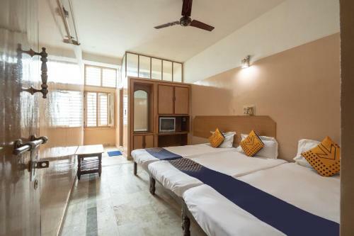 Hotel Spot On 66238 Aishwarya Lodge