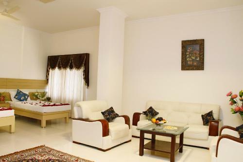 Hotel Dsf Grand Plaza
