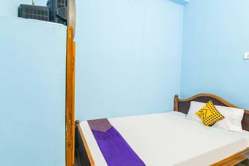 Hotel Spot On 48566 R R Residency