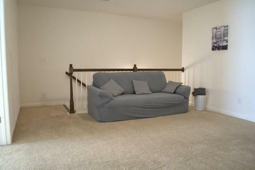 Luxury & Spacious Getaway W/king Bed & Pool Table
