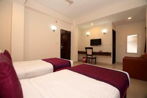 Oyo Flagship 76636 Capital Hotel